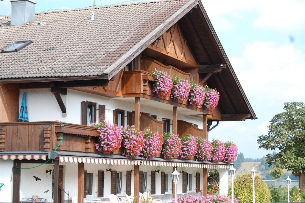 Gaestehaus Stefanie Швангау Экстерьер фото